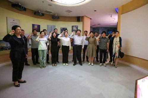 中原科技學院與北京郵電大學繼續教育學院深入開展黨紀學習教育，筑牢思想防線